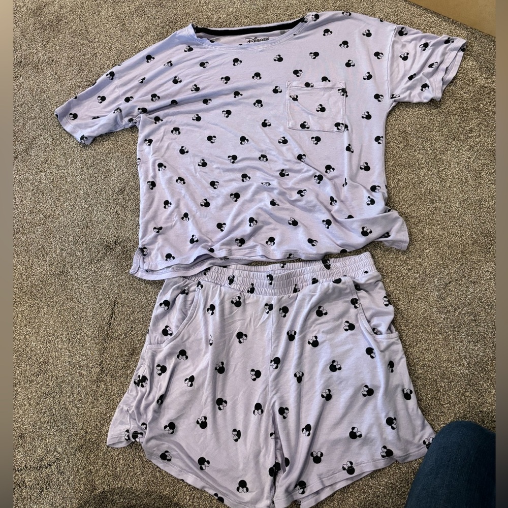 Purple Disney Minnie Mouse Lounge/PJ set - Small